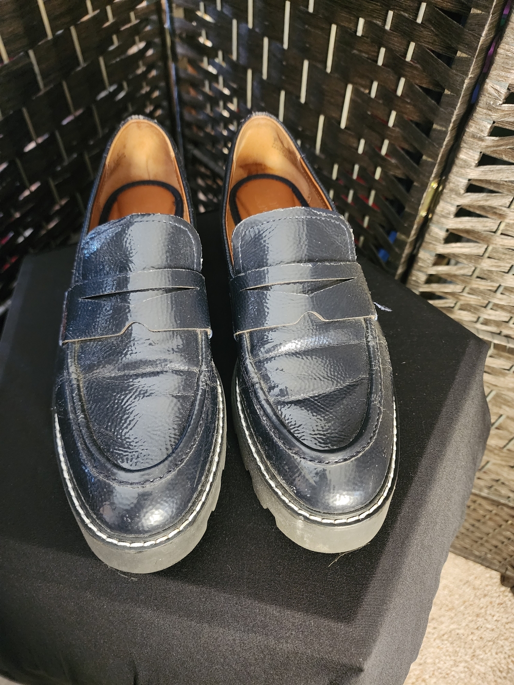 Franco Sarto Women's Glossy Navy Penny Loafers.  (B1)